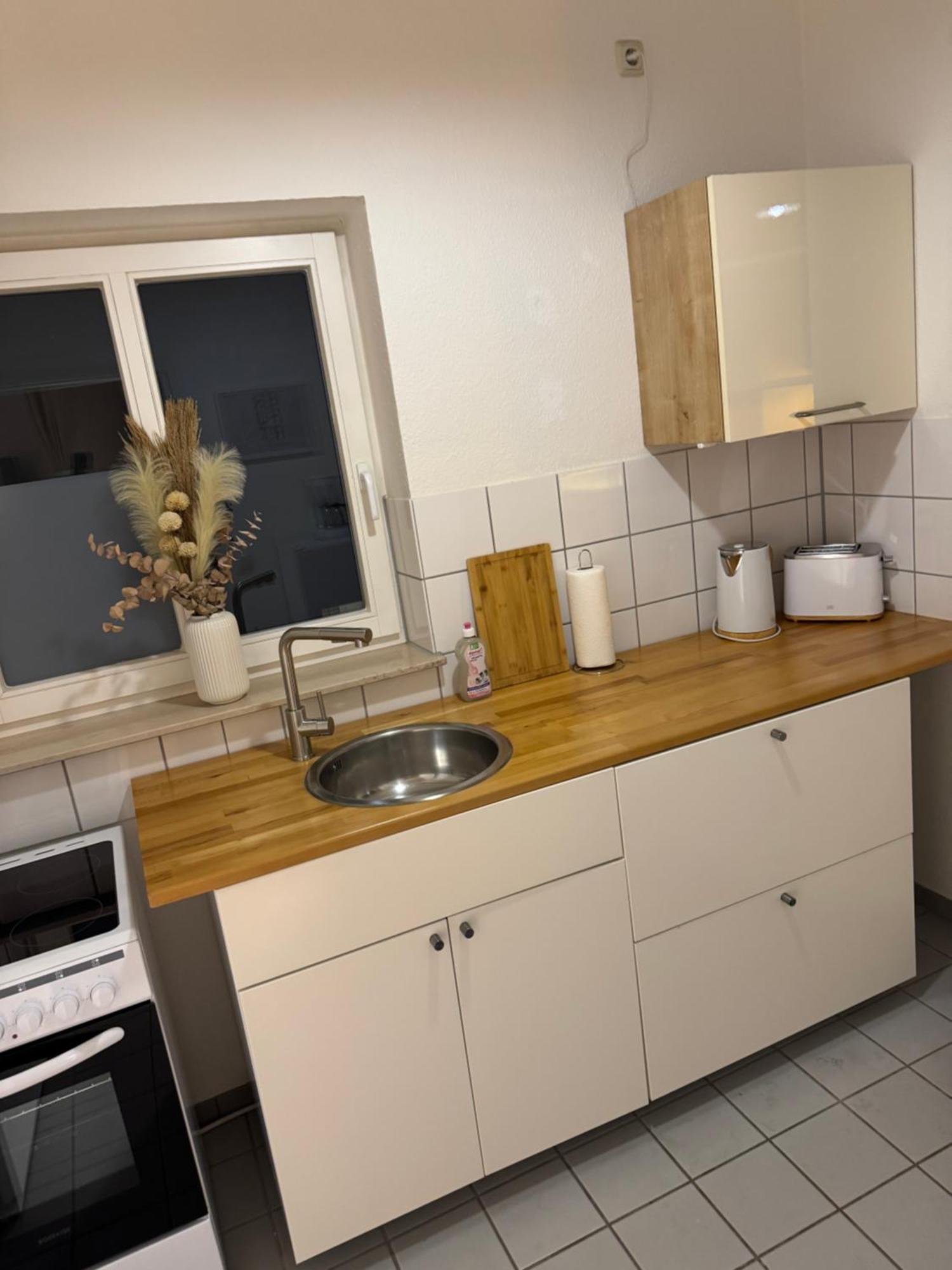 Ferienwohnung Schildblick Modernes Apartment Direkt In Der Altstadt Von Erfurt Nahe Der Kraemerbruecke - Beste Innenstadtlage 外观 照片