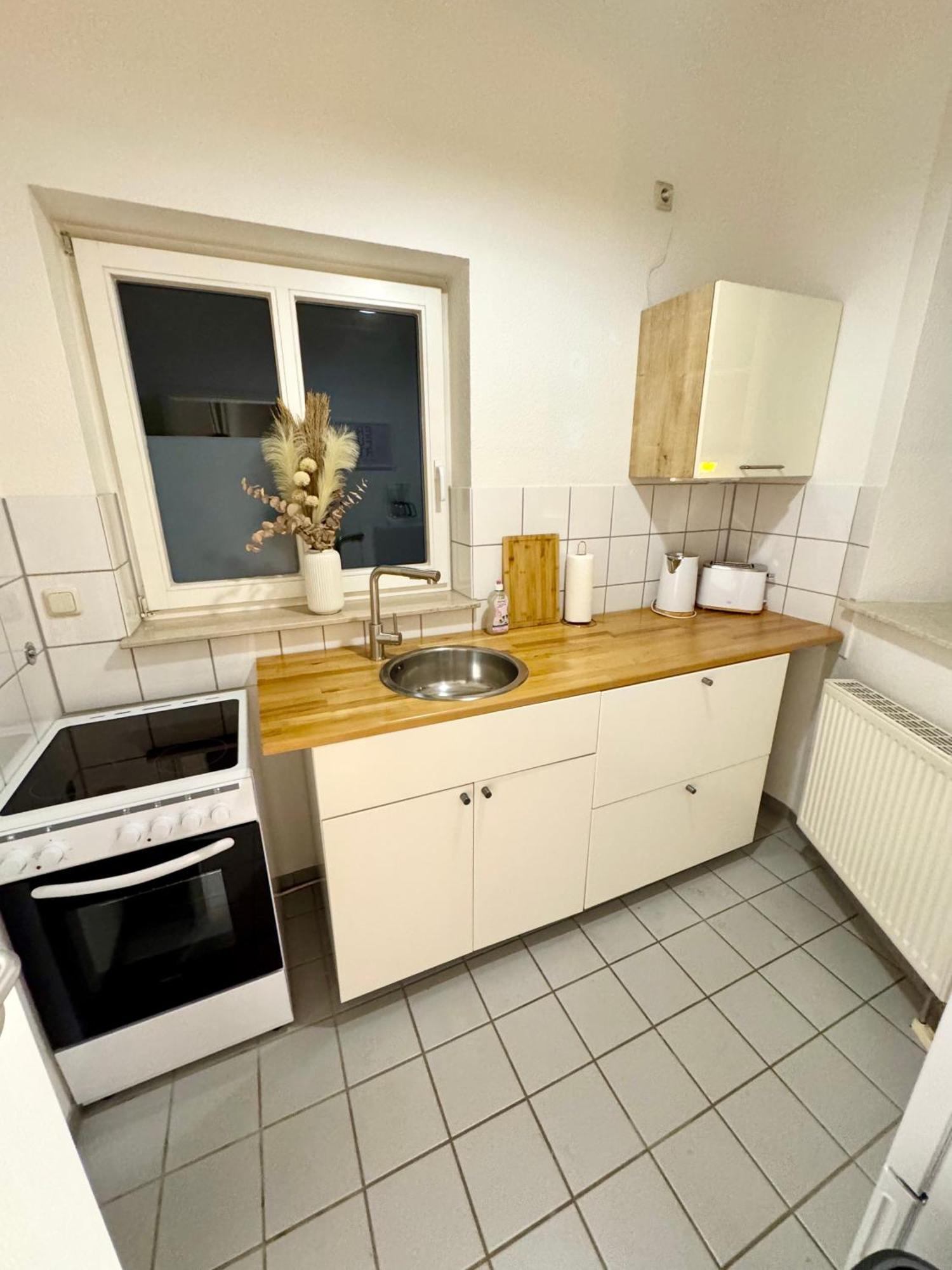 Ferienwohnung Schildblick Modernes Apartment Direkt In Der Altstadt Von Erfurt Nahe Der Kraemerbruecke - Beste Innenstadtlage 外观 照片